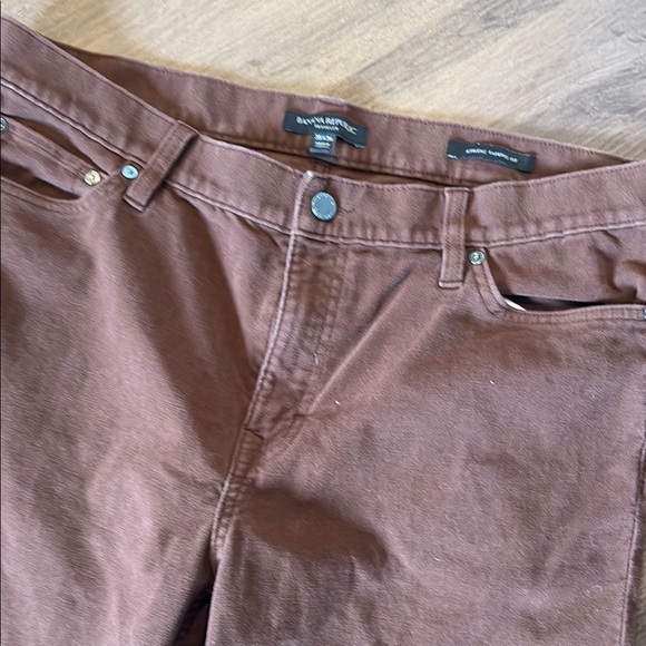 Banana Republic Brown Chinos for Casual Elegance - Picture 4 of 5